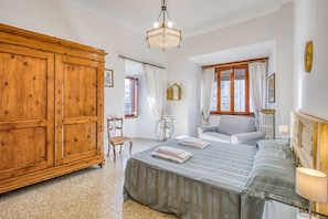 4 soveværelser, strygejern/strygebræt, gratis Wi-Fi, sengetøj