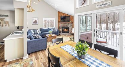 Sleek 2BR Kettlebrook Condo with Fireplace, Ski-in/Ski-out