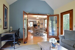 Televisio, työhuone