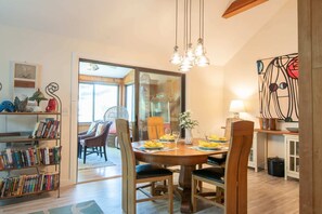 Dining - Lake House in Centerville with Private Water Access! (Barnstable)