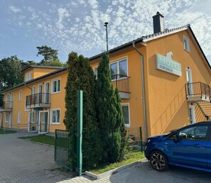 Front of property - Motel Zur Dachsbaude (Wandlitz)