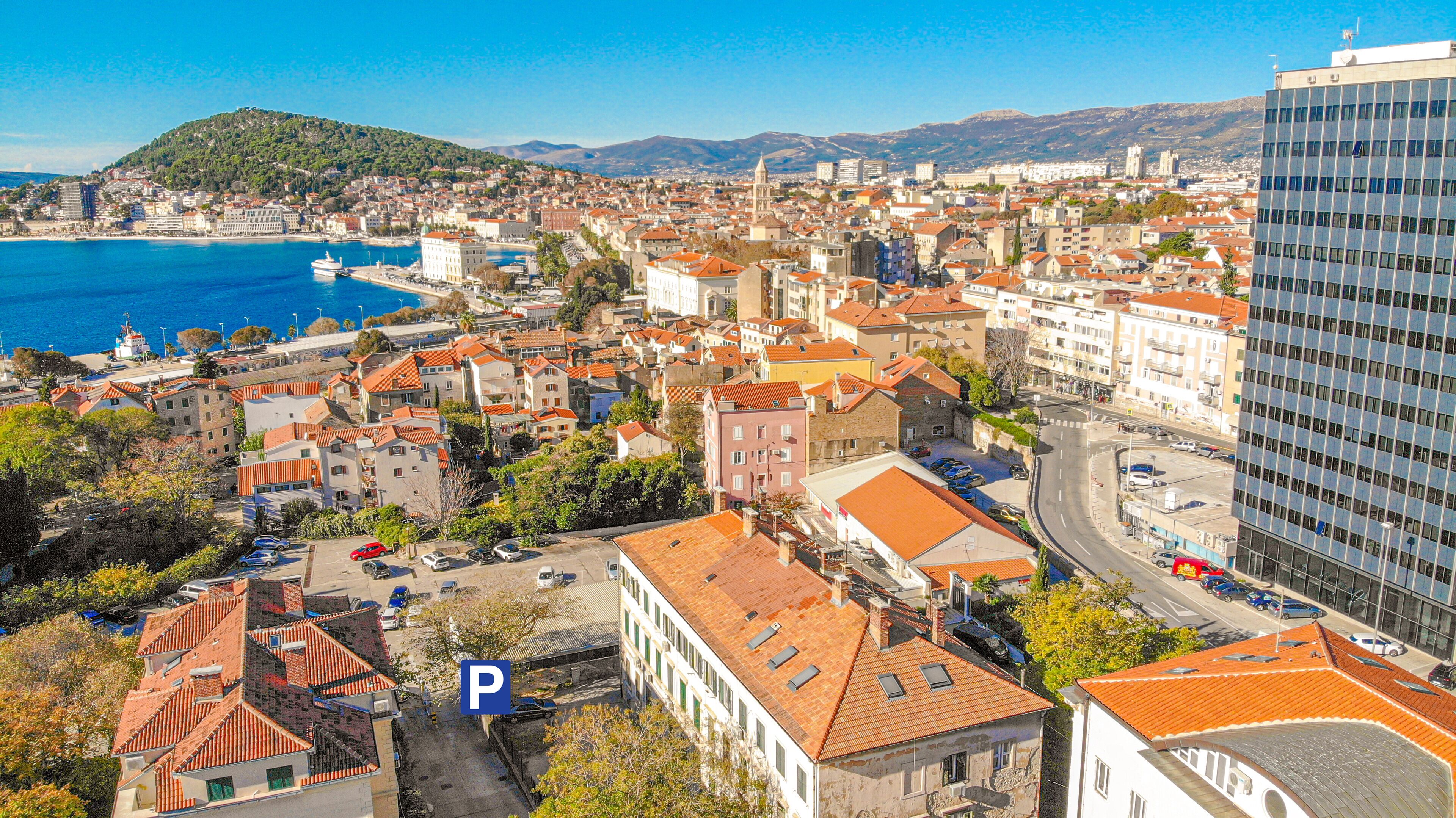 Photo - A Heritage Split