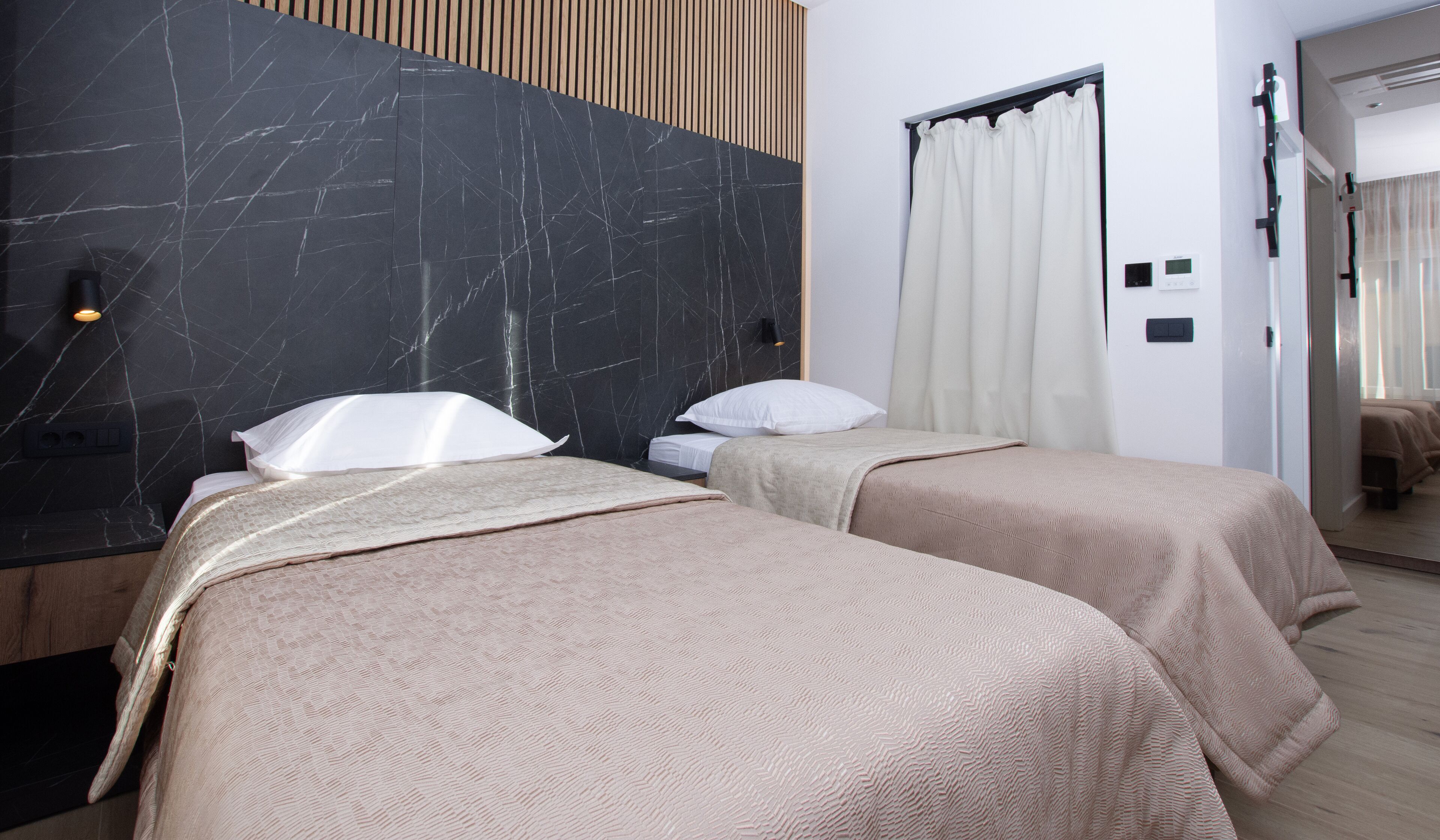 Photo - A Heritage Split