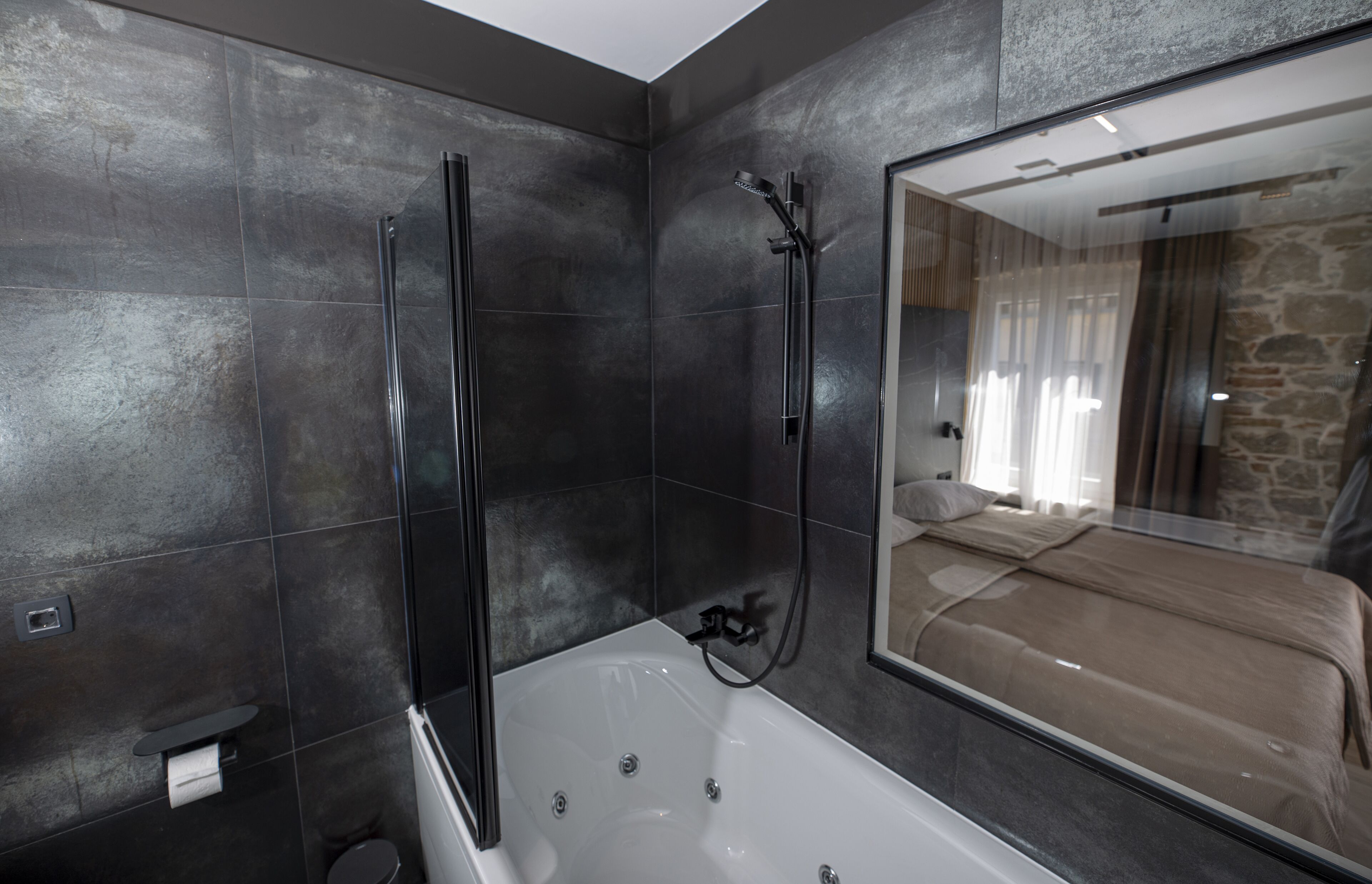 Photo - A Heritage Split