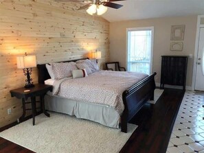 1 bedroom, desk, iron/ironing board, bed sheets