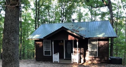 Hiking Trails, Cave, Jetted Tub w/ View, Kitchen
