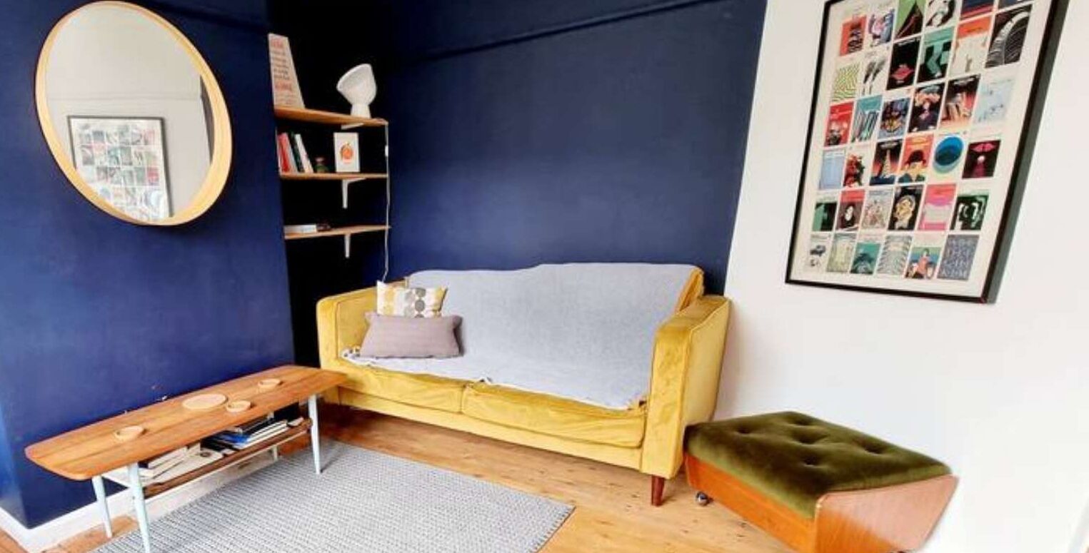 Comfy living room with space for everyone to relax