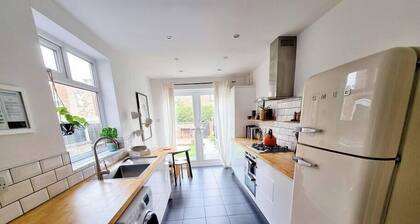 3 Bed Chorlton Home | Free Parking