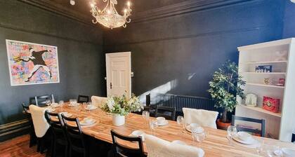 Sleeps 20 Ashton Mansion by City SuperHost