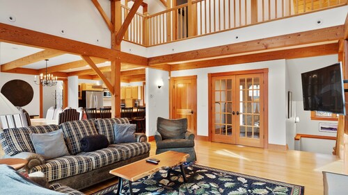 Alpine 6-BR Estate On Okemo Mountain