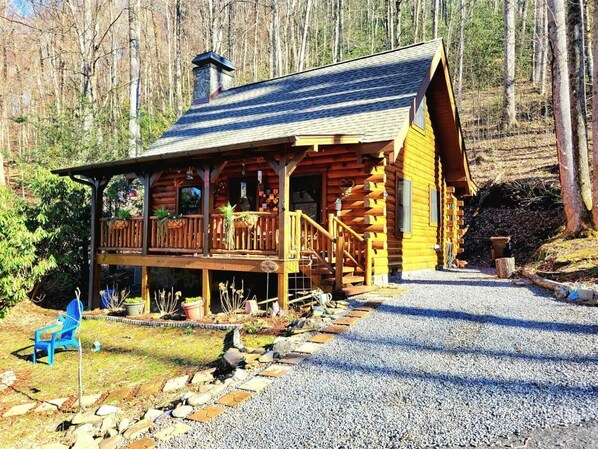 Exterior - Cozy cabin in the heart of Maggie Valley (Maggie Valley)