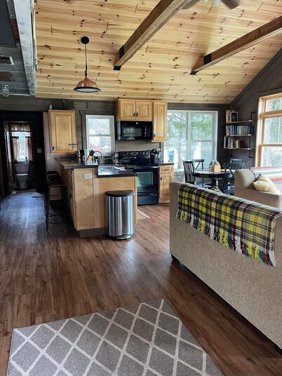 Unique Waterfront Cabin on High Falls Flowage 
