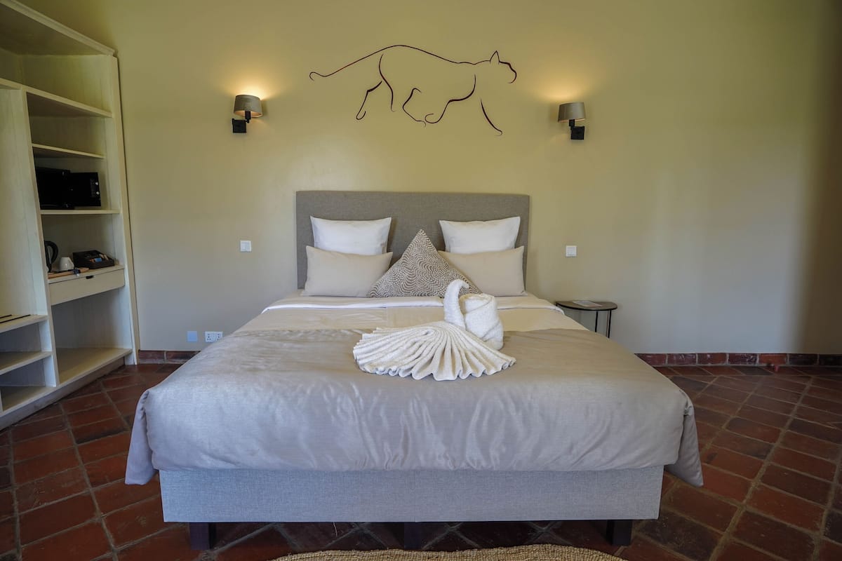 1 habitación y caja de seguridad en la habitación