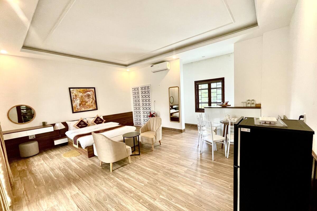 Family Apartment | 2 bedrooms, desk, soundproofing, free WiFi