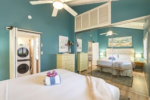 2 bedrooms, iron/ironing board, WiFi (free), bed sheets - Penthouse w/ lanai, pool & beach access (Kihei)