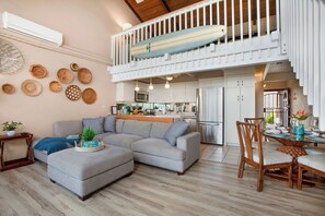 TV - 2BR in Kihei - Loft, Parking, 3-min Walk to Beach (Kihei)