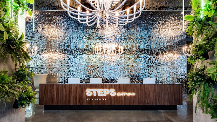 STEPS Batumi Hotel & Suites