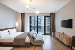 Estudio Confort, vistas al mar | Sistema de insonorización, tabla de planchar con plancha, wifi gratis
