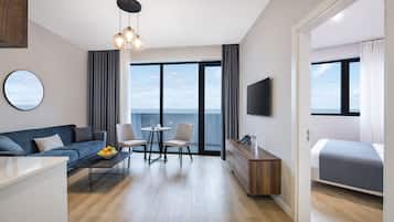 Superior Apartment | Soundproofing, iron/ironing board, free WiFi, bed sheets