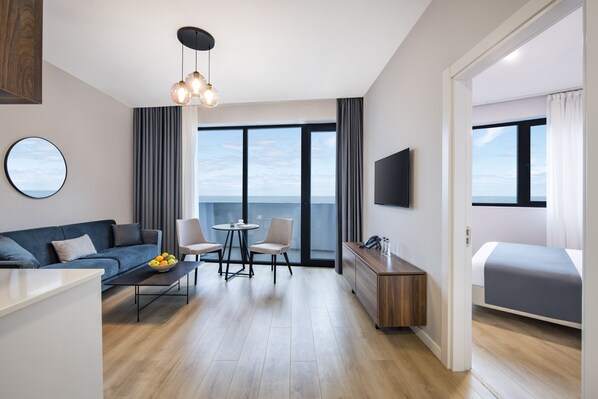 Apartemen Superior | Kedap suara, setrika/meja setrika, Wi-Fi gratis, dan seprai linen