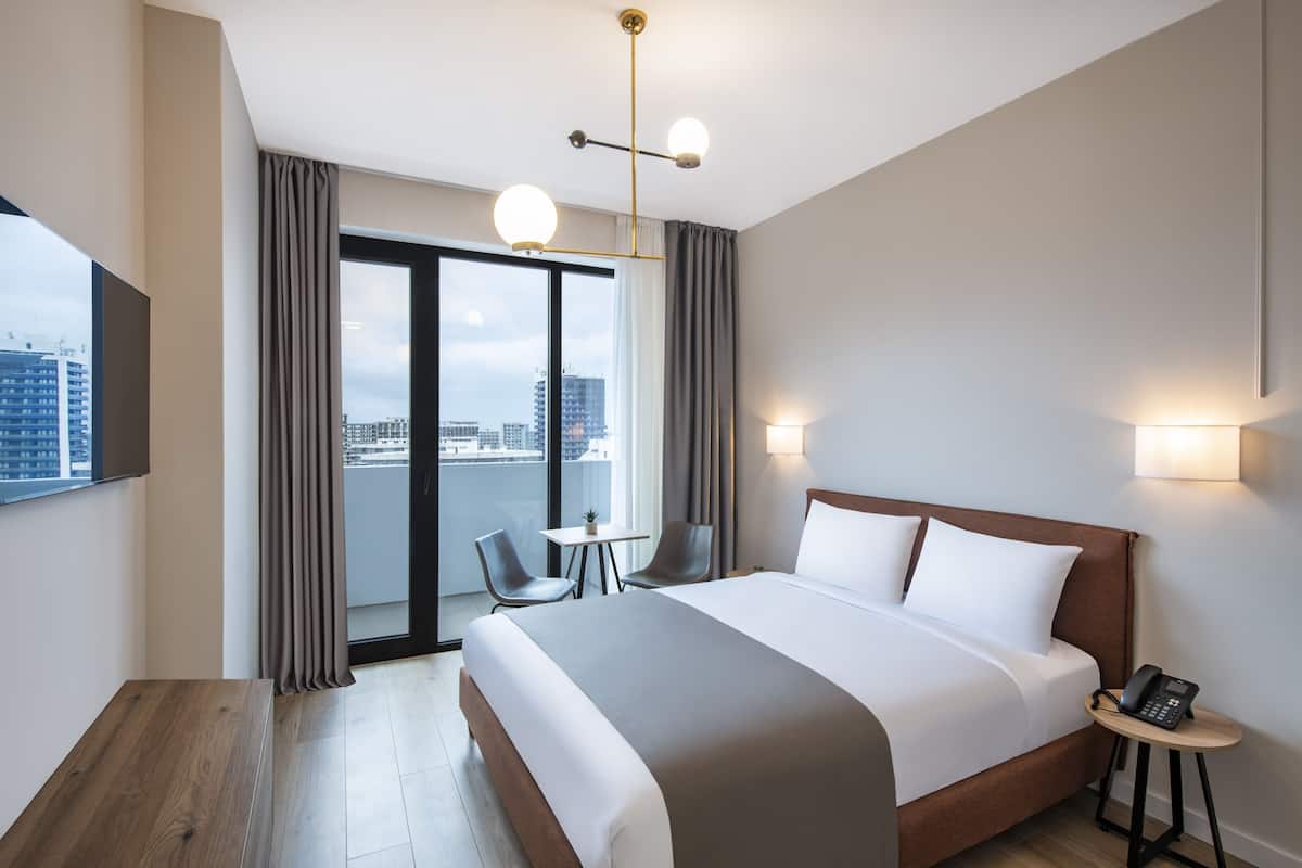 Studio, City View | 1 bedroom, soundproofing, iron/ironing board, free WiFi
