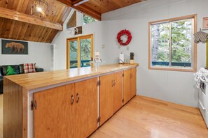 Interior - Newly Renovated Ski Chalet nestled in the woods NEXT to Bear Mountain Slopes! (Big Bear)