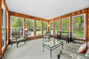 Smart TV, fireplace, DVD player, video library