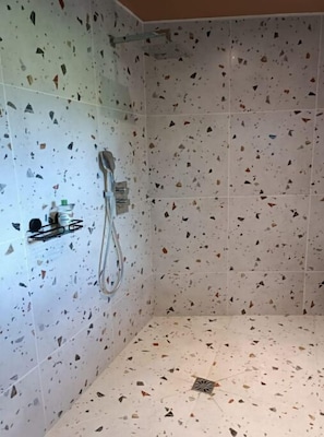 Håndklæder, Sæbe, Toiletpapir