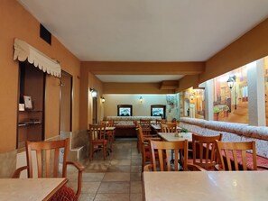 Restaurant - Family Hotel Bulair (Burgas)