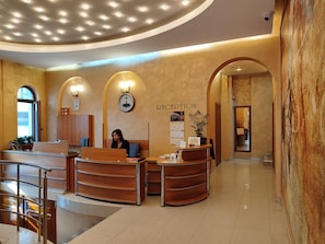 Reception - Family Hotel Bulair (Burgas)