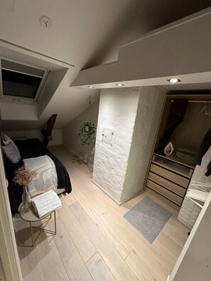 3 chambres, bureau, fer et planche à repasser, Wi-Fi gratuit