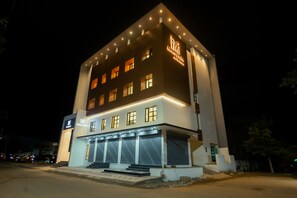 Front of property - Hotel Merrytale (Kurinjipadi)