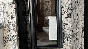 Studio Ălite, fumeurs, vue ville | Draps en coton Ă©gyptien, literie de qualitĂ© supĂ©rieure, bureau