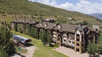 Condo, 3 Bedrooms | Bahagian luar