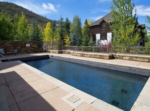 Appart'hôtel, 3 chambres | Piscine