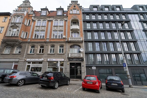 Property entrance - Studio centrum Poznań by Renters (Poznan)