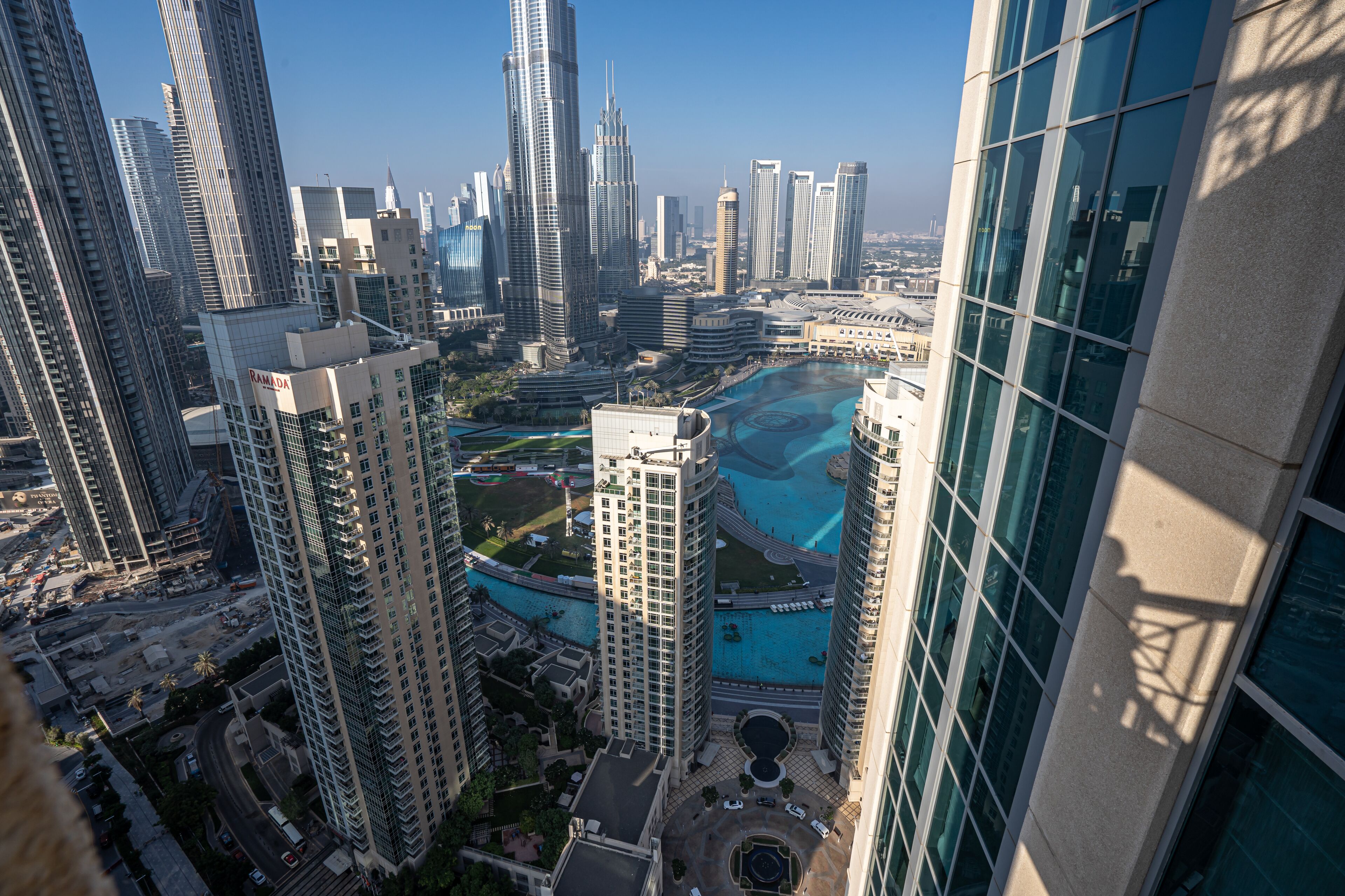 المنشأة من الخارج