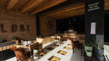 Petit déjeuner préparé à la commande compris tous les jours