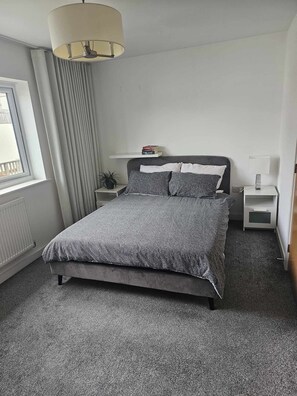 2 Schlafzimmer, WLAN, Bettwäsche