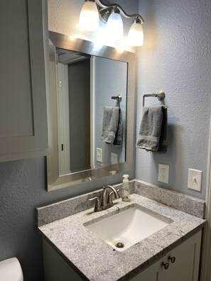 Shower, hair dryer, towels, soap - Cozy lake home with fire pit at Fort Gibson Lake!! (Wagoner)