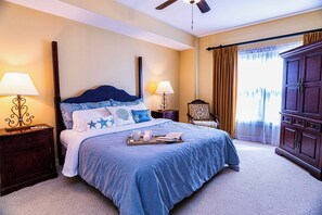 1 bedroom, iron/ironing board, travel cot, free WiFi - 1BR -BBQ- ground floor- large fenced lanai - community pool & hot tub! (St. Augustine)