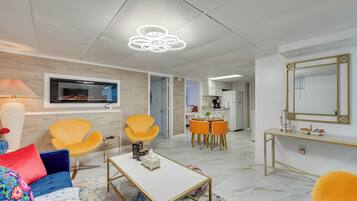 Apartment (1 Bedroom) | Interior