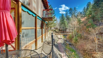 House (2 Bedrooms) | Front of property