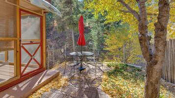 Rumah (2 Bedrooms) | Interior