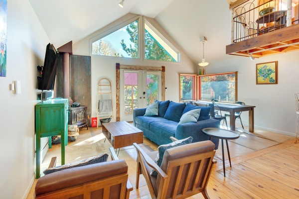 House (2 Bedrooms) | Interior