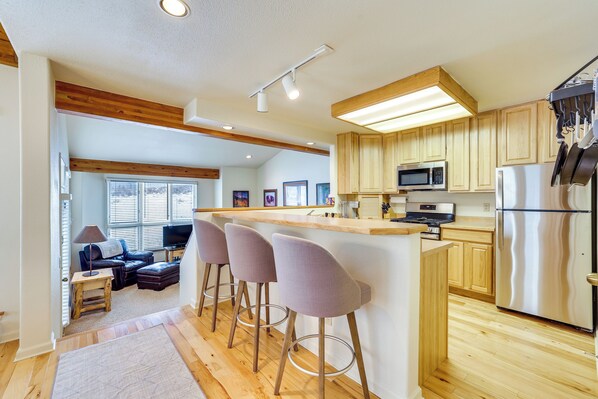 Apartment (3 Bedrooms) | Interior - Copper Mtn Resort Duplex w/ Golf Course Views! (Copper Mountain)