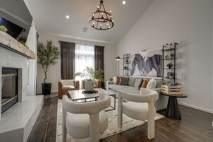 电视、壁炉、游戏机、书