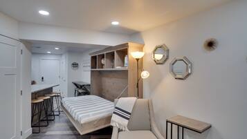 Apartment (1 Bedroom) | Interior