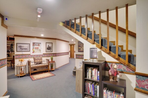 Apartment (1 Bedroom) | Interior