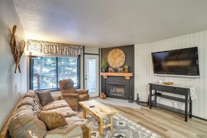 Apartment (1 Bedroom) | Interior - Walkable Brian Head Condo: Steps to Ski Resort! (Brian Head)